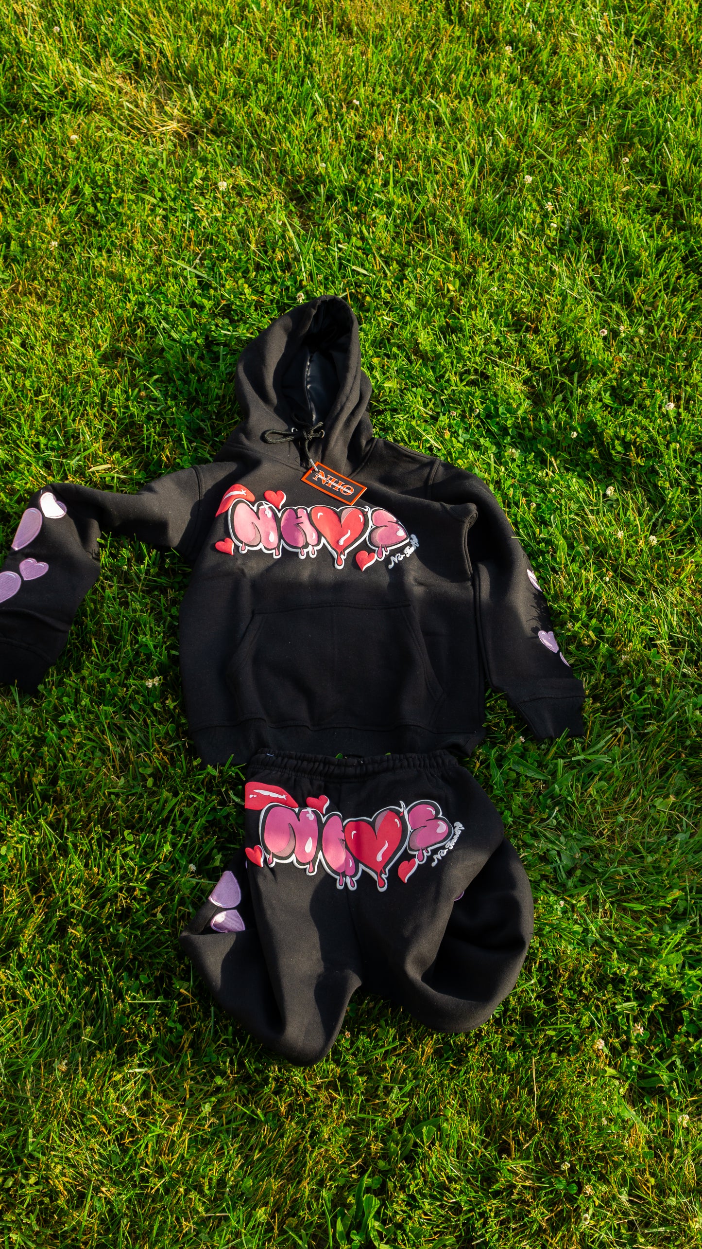 “No HandOuts💕” Female Sweat Suits